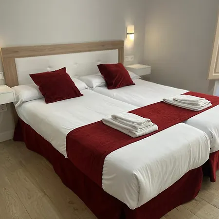 Pinar Málaga Centro, Rooms-3